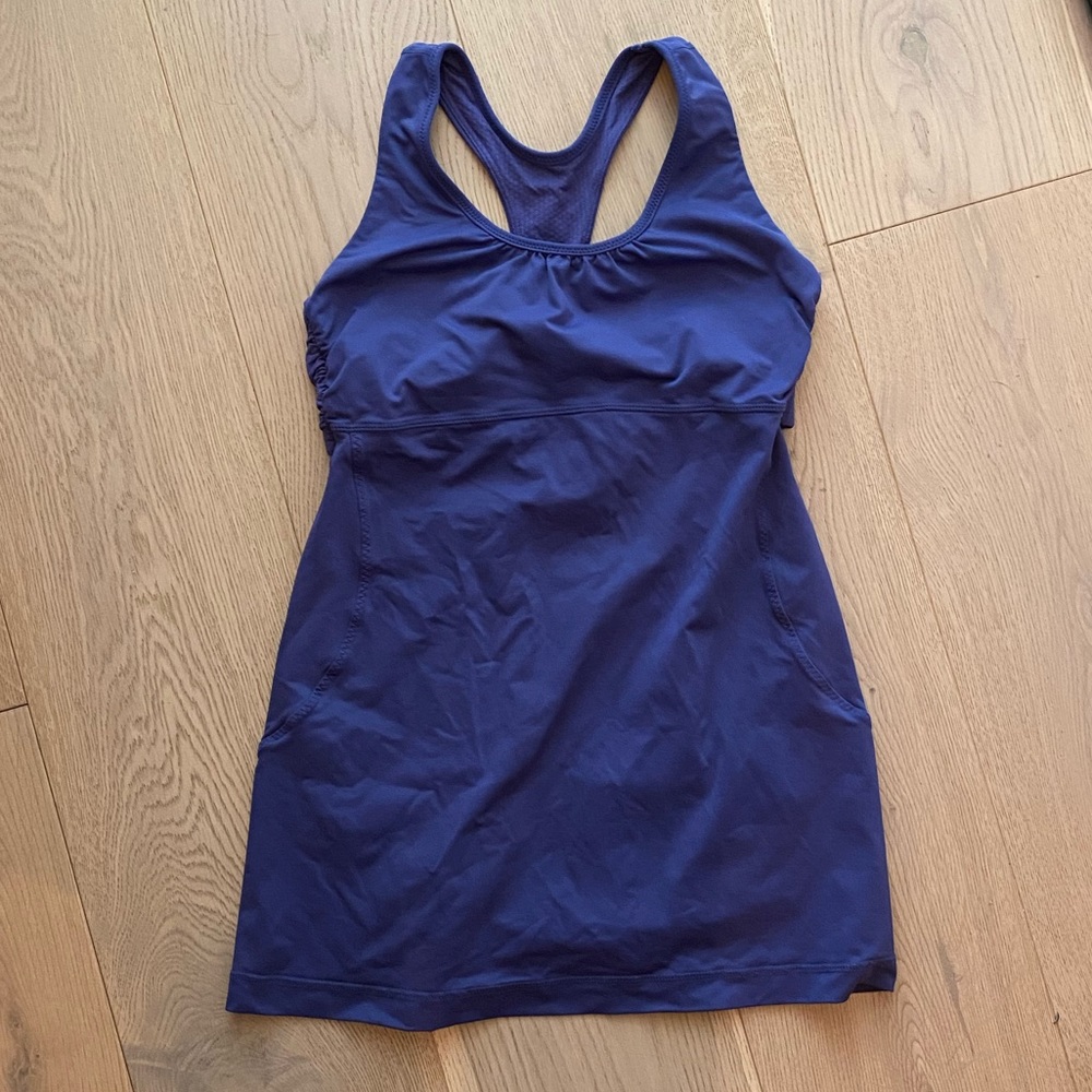 Lululemon Yoga tank w/bra